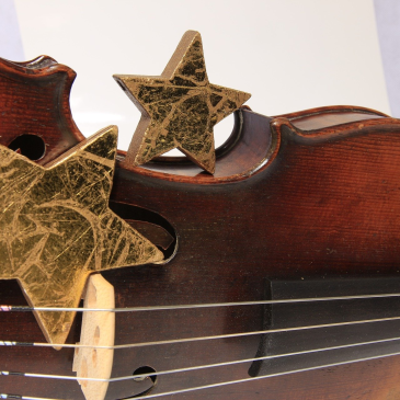 stars on fiddle